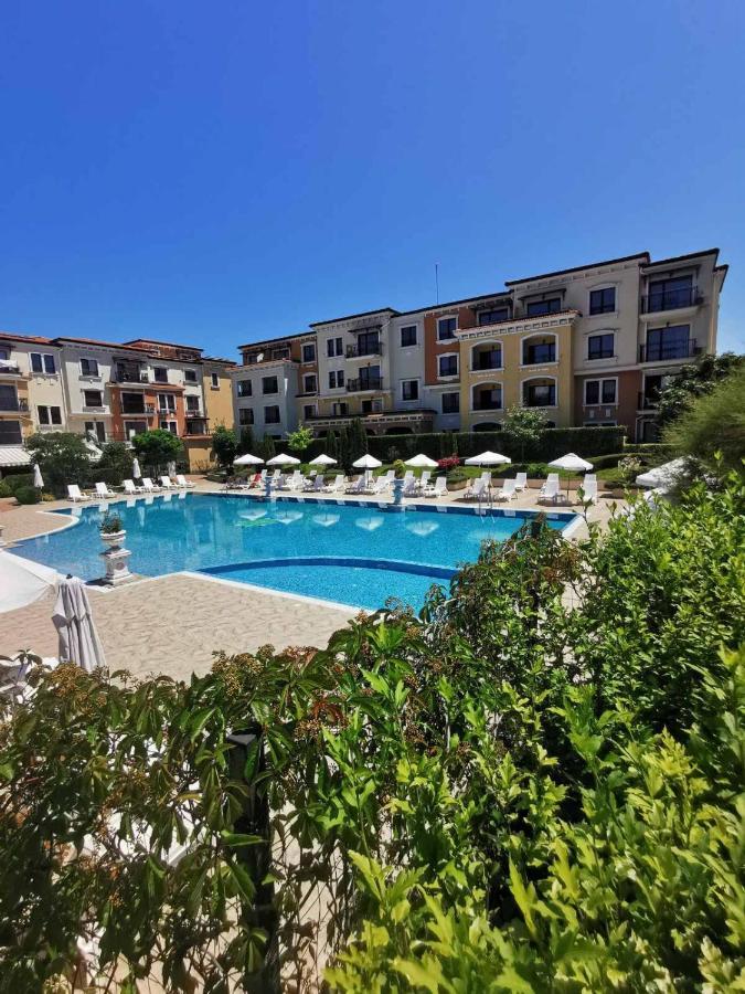 Lily Beach - Apartment 408A Sozopol Esterno foto