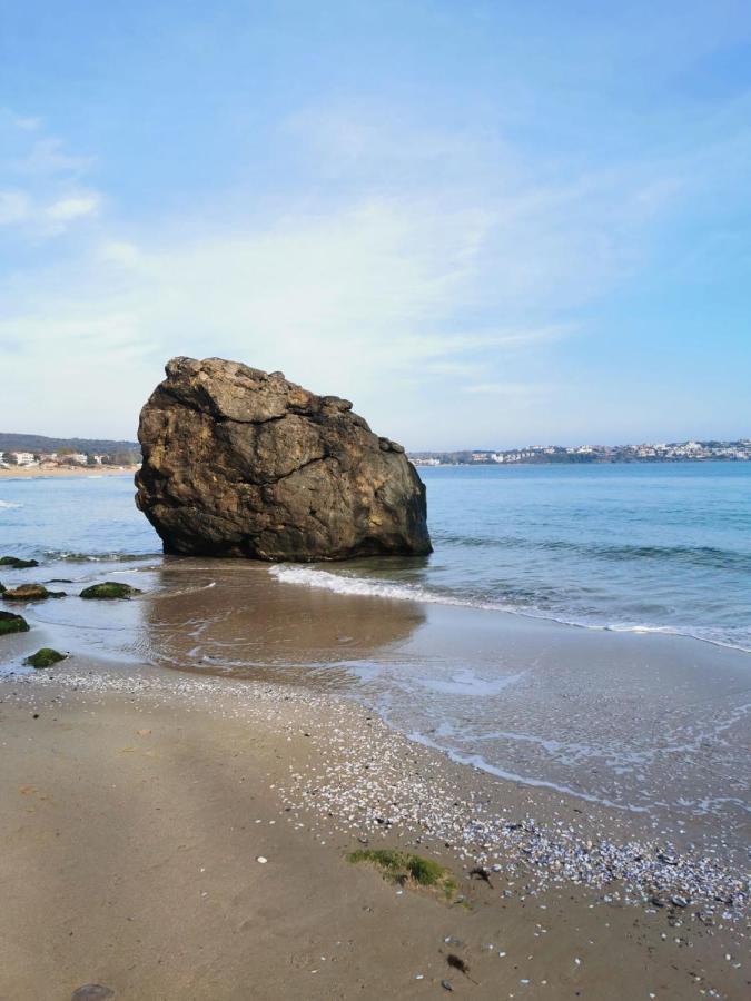 Lily Beach - Apartment 408A Sozopol Esterno foto