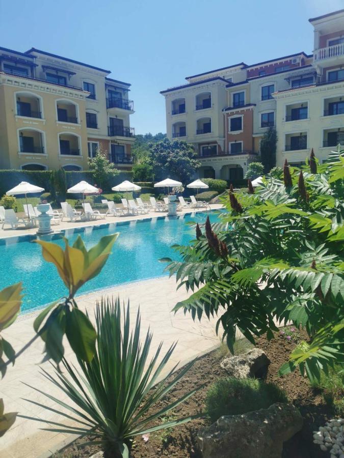 Lily Beach - Apartment 408A Sozopol Esterno foto